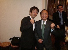 私と関田社長様.jpg